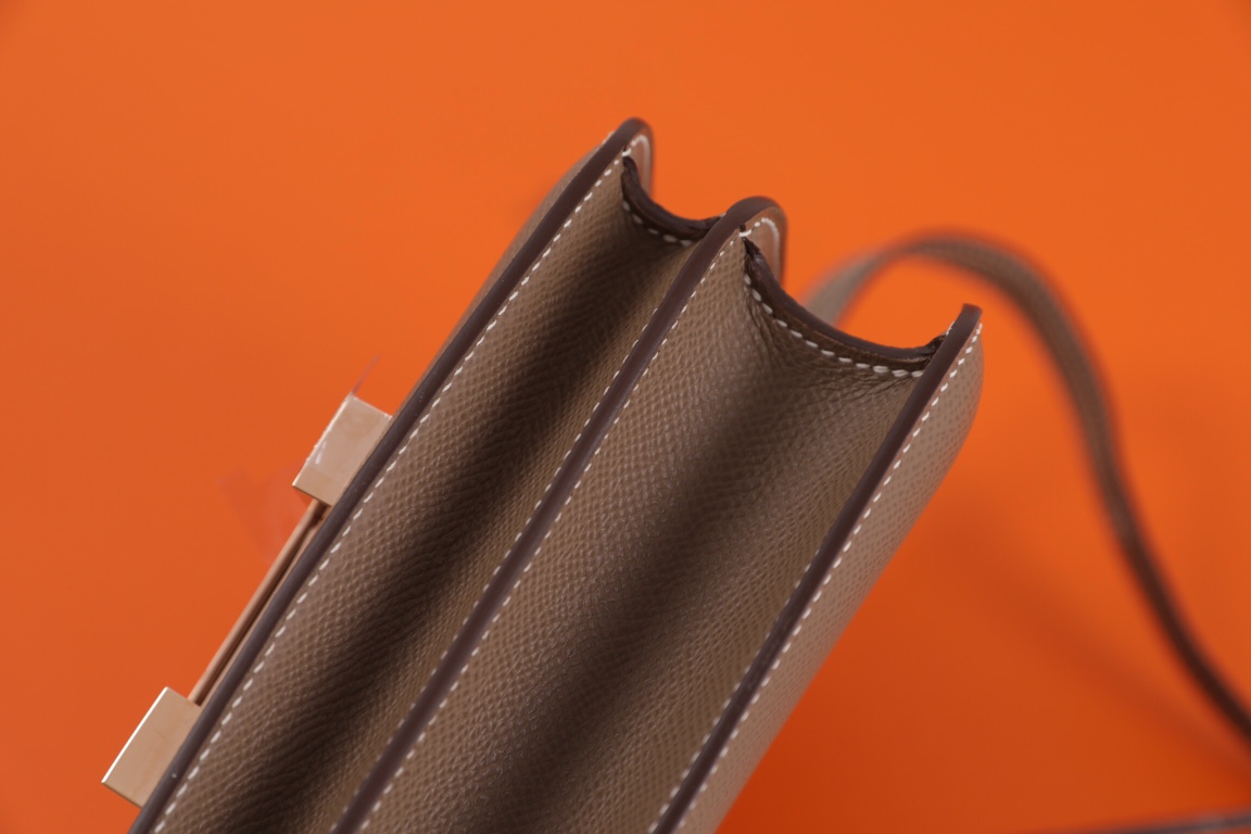 에르메스 콘스탄스18 에토프 로즈골드 버클 앱송